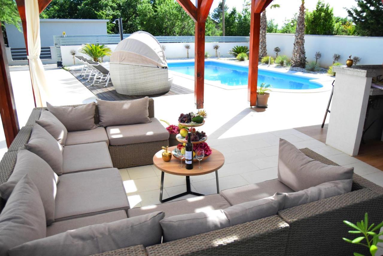 Villa Golden Apple Seline ภายนอก รูปภาพ