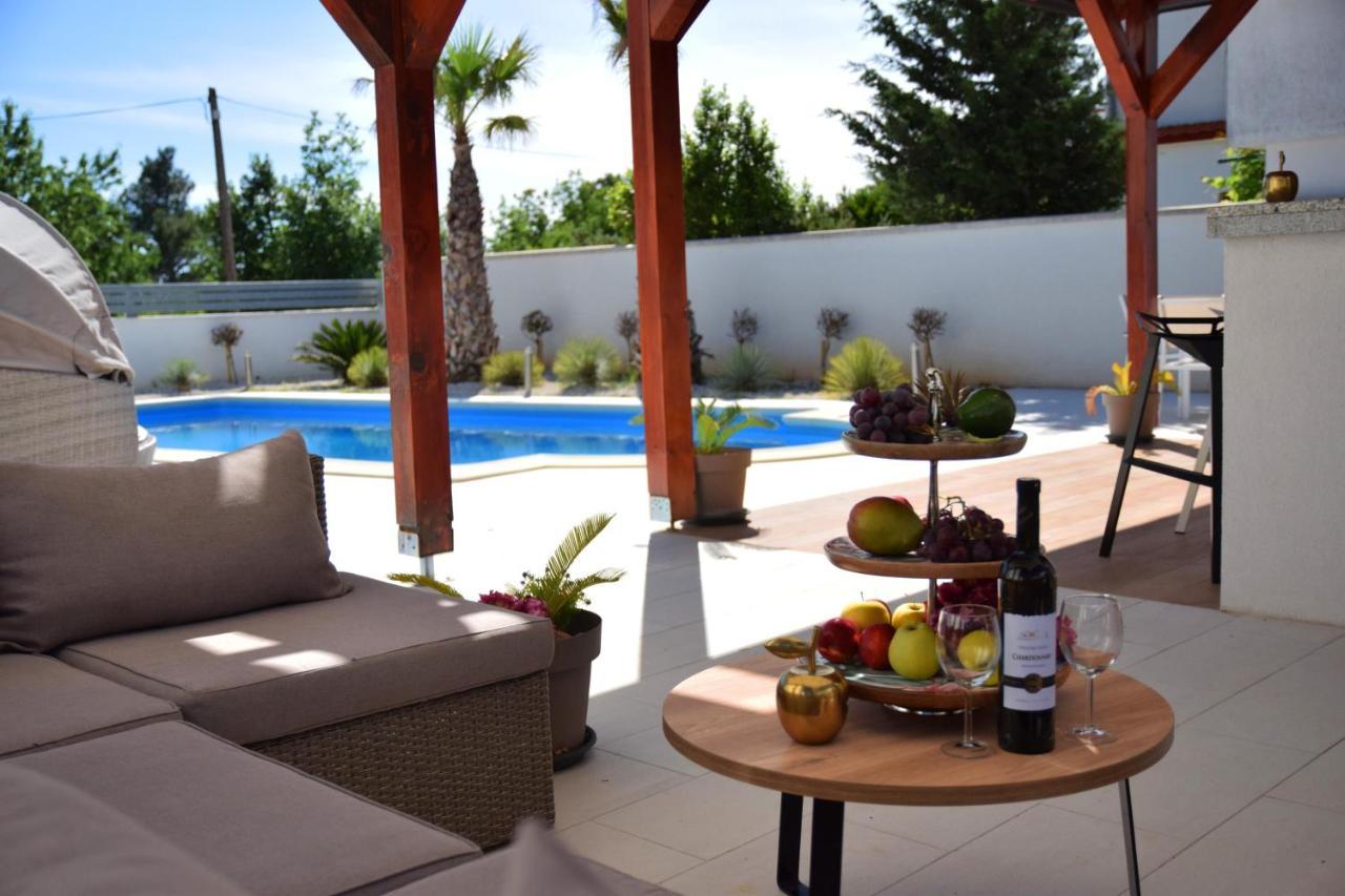 Villa Golden Apple Seline ภายนอก รูปภาพ