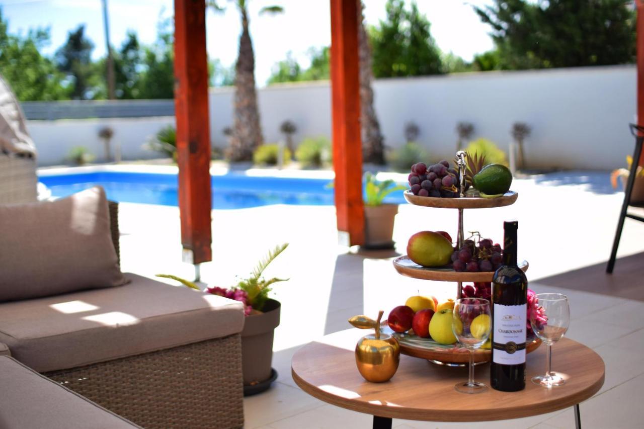 Villa Golden Apple Seline ภายนอก รูปภาพ