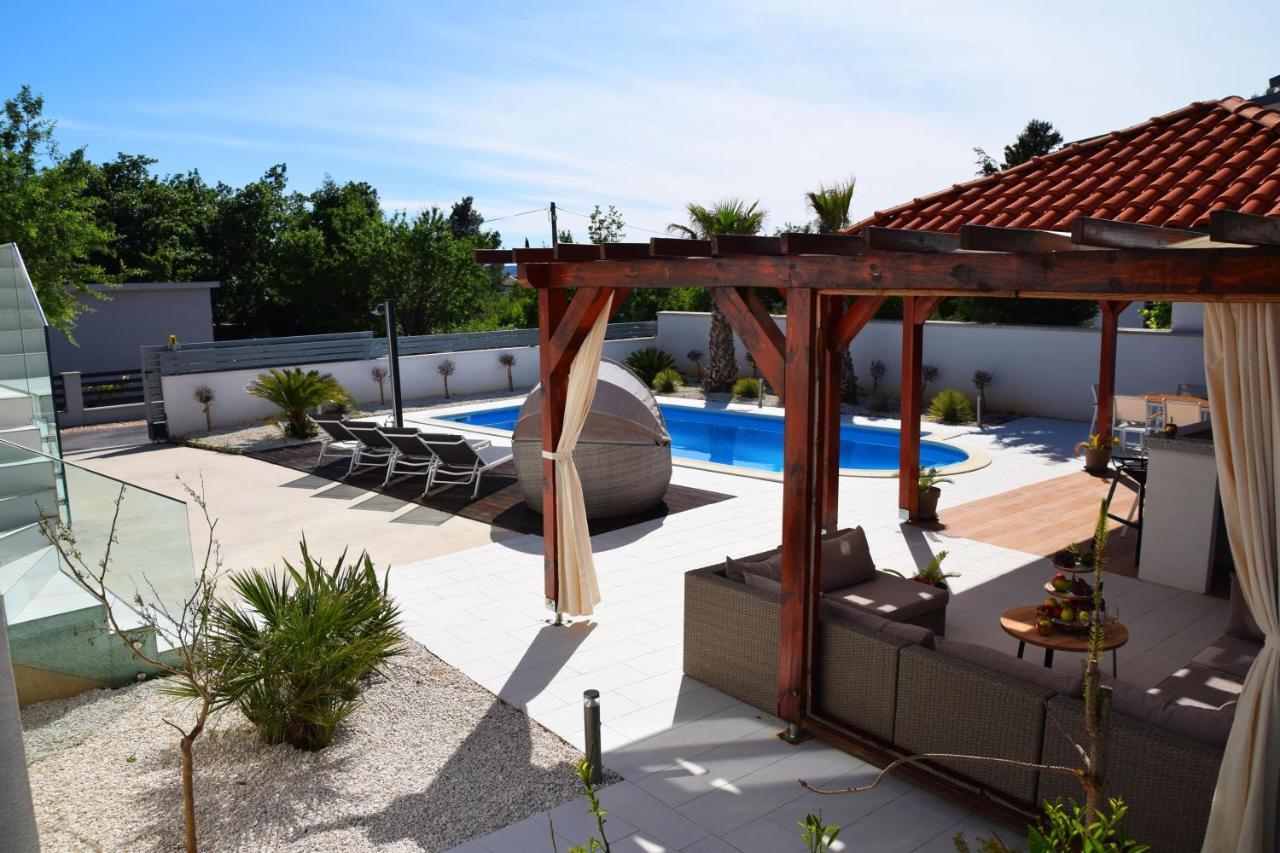 Villa Golden Apple Seline ภายนอก รูปภาพ