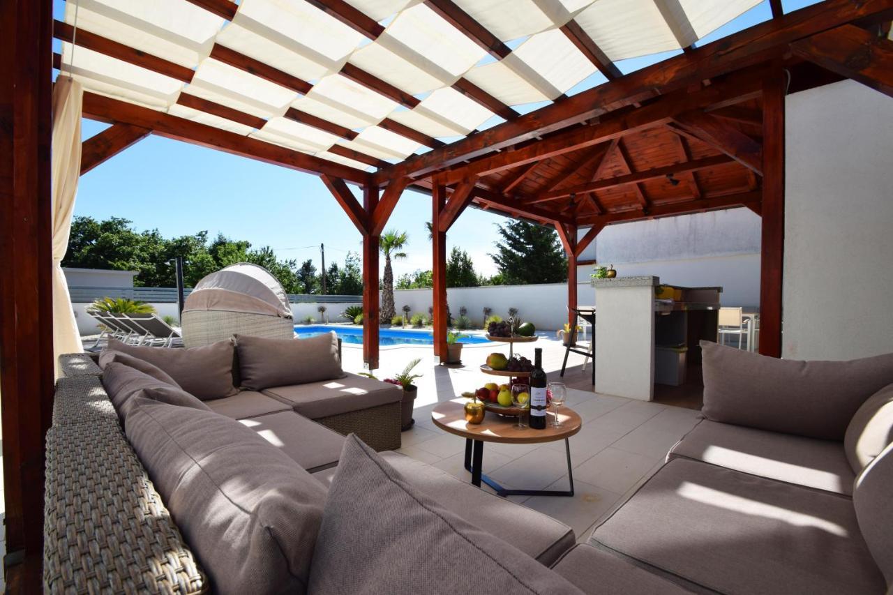 Villa Golden Apple Seline ภายนอก รูปภาพ